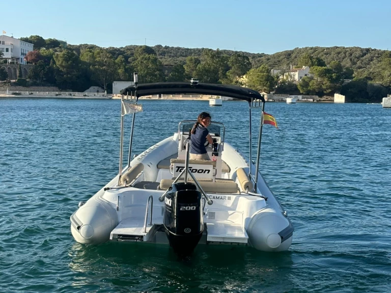 Semi-rigide à louer à Port Mahon au meilleur prix