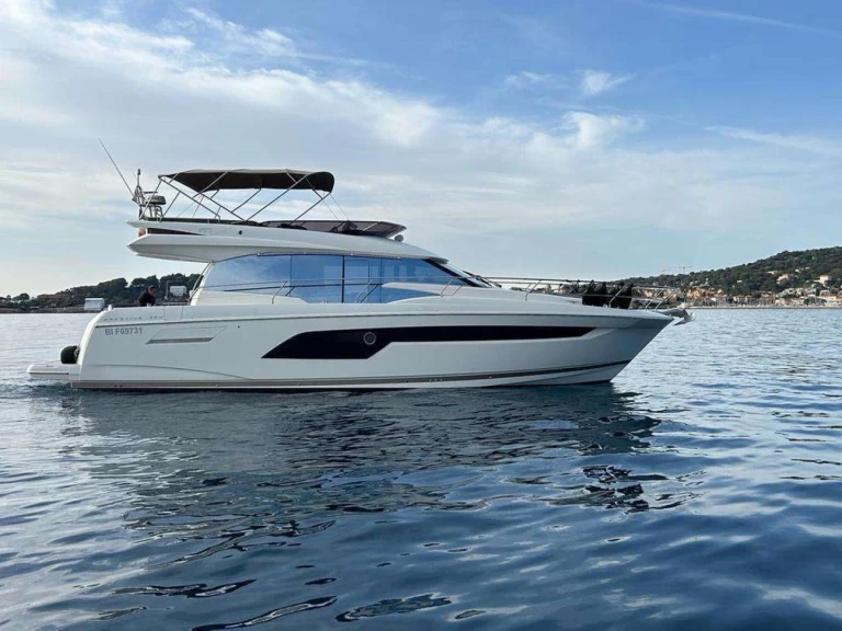 Louez un Jeanneau L'Odyssee à Saint-Laurent-du-Var