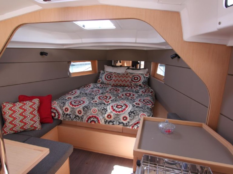 Location bateau Lefkáda pas cher Oceanis 38