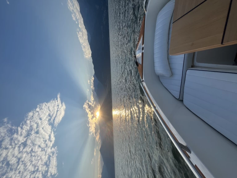 Location bateau Airon Fish 22 à Colico sur Samboat