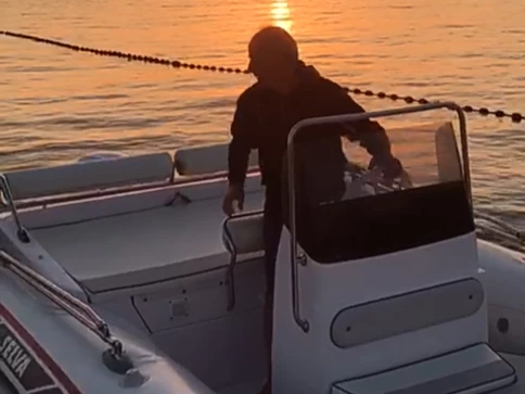 Location Semi-rigide Selva avec permis