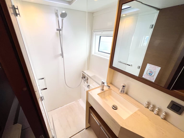 Louer Catamaran avec ou sans skipper Lagoon à Uturoa