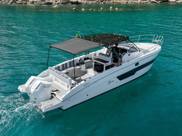 Location bateau Taormina pas cher Saver 330 Sport