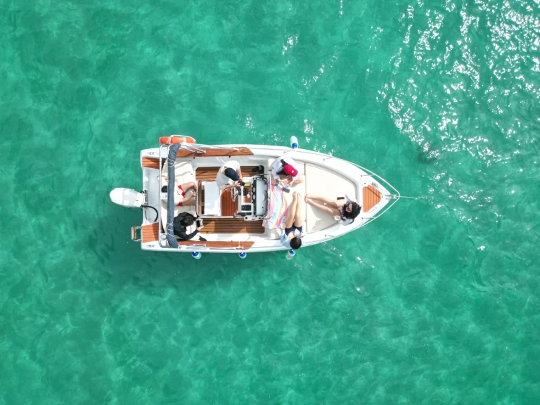 Location à Cagliari - Capelli Cap 17 sur SamBoat