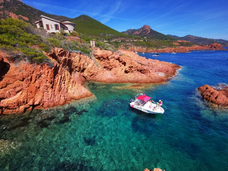 Location bateau Agay pas cher Flyer 550 Open