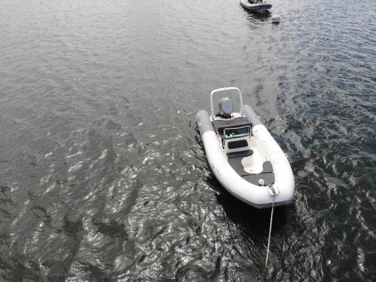 Semi-rigide à louer à Lège-Cap-Ferret au meilleur prix