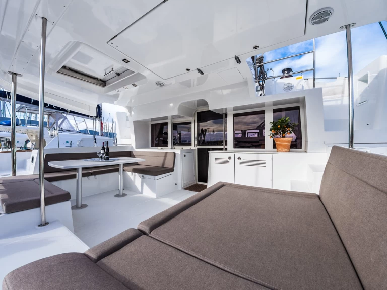 Location bateau Rethymno pas cher Lagoon 380
