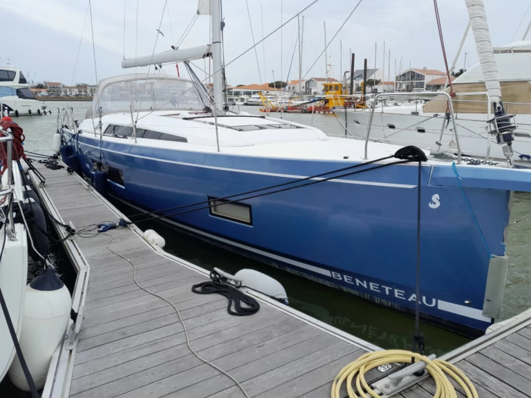 Location bateau Bénéteau Oceanis 46.1 à Toulon sur Samboat