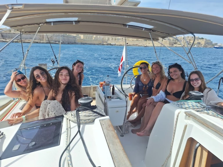 Louez un Jeanneau Sun Odyssey 439 à Ta' Xbiex