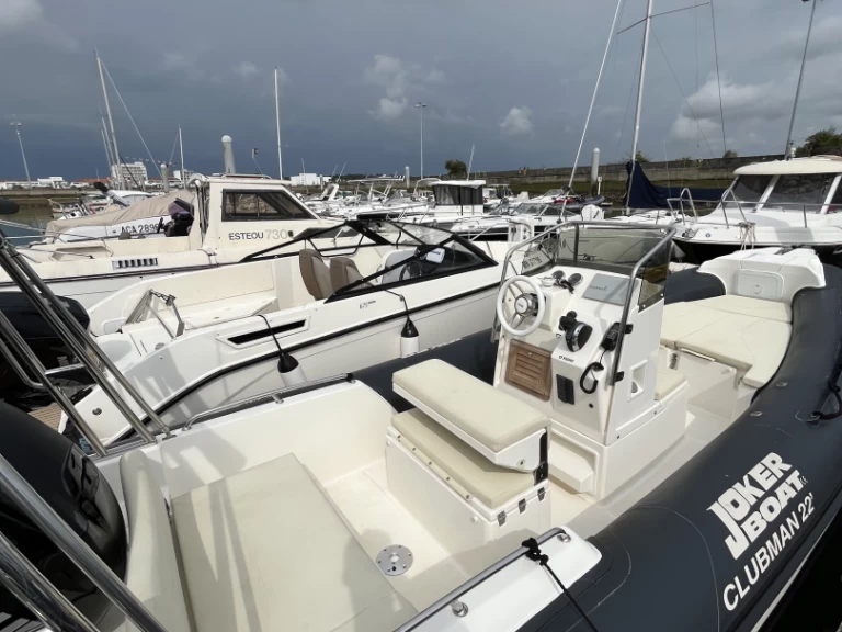Location bateau Royan pas cher Clubman 22
