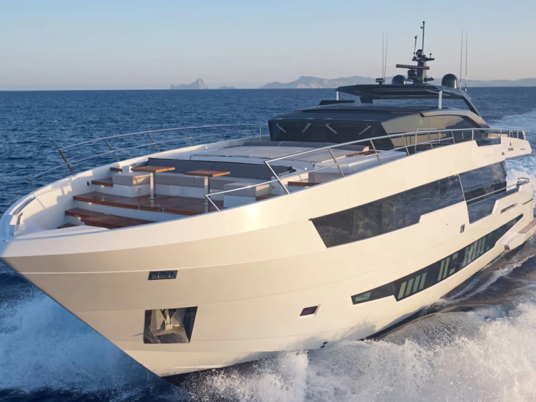 Location bateau Tivat pas cher 100 Century