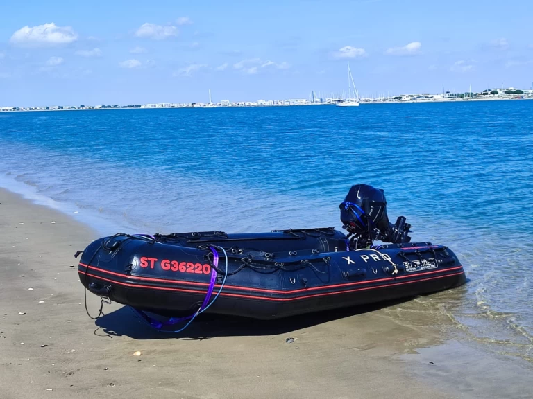 Location à Le Grau-du-Roi - 3D Tender Heavy Duty 360 sur SamBoat