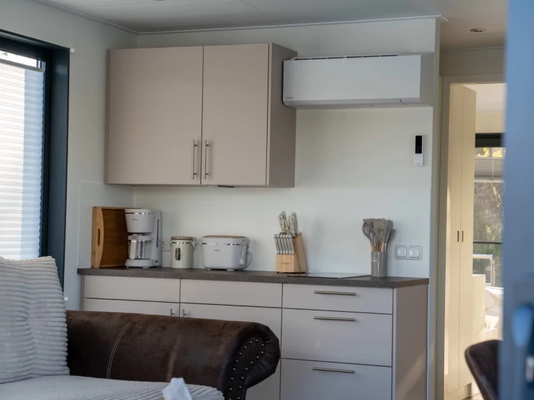 Location Péniche FLOATING avec permis