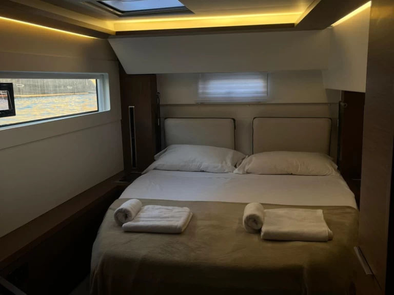 Catamaran à louer à Sant Antoni de Portmany au meilleur prix