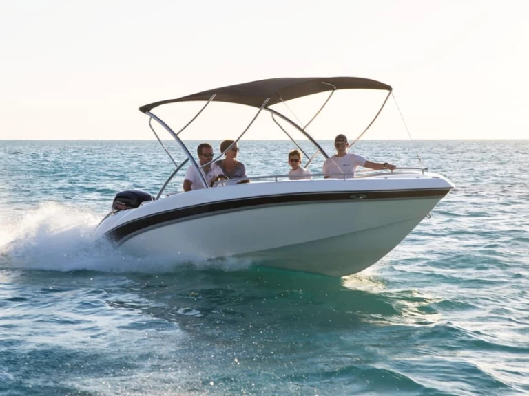 explorer 195 mercury pro xs 150 hp a louer à Pointe d'Esny