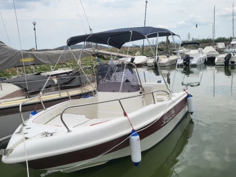 Rascala Gran Turismo 570 a louer à Tuoro sul Trasimeno