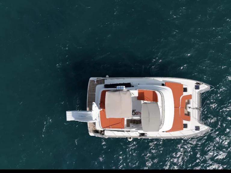 Location bateau Rovinj pas cher Lagoon Power 44