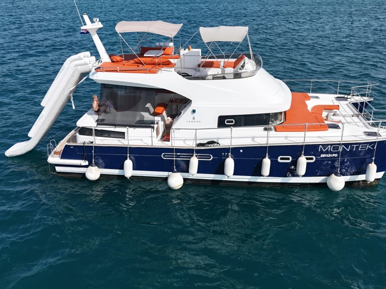 Location Bateau à moteur à Rovinj - Lagoon Lagoon Power 44