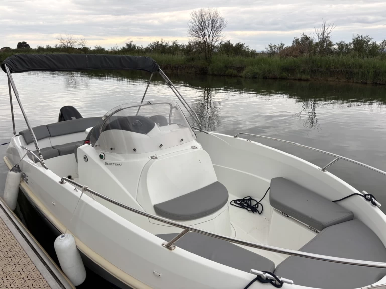 Louez un Bénéteau Flyer 550 Open à Palavas-les-Flots