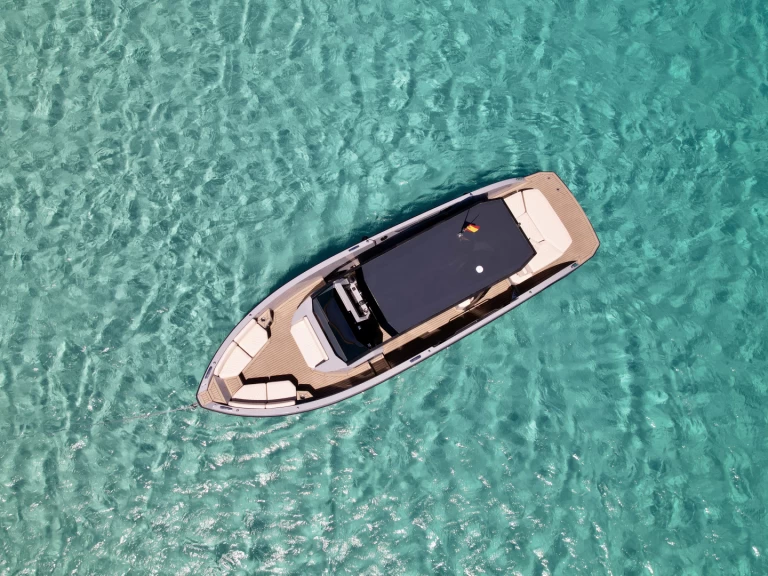 Location Bateau à moteur à Marina Ibiza - Rand Archipelago 32