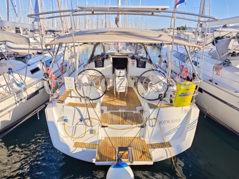 Louer Voilier avec ou sans skipper Jeanneau à Sukošan