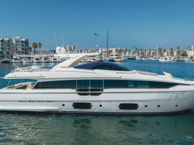 Noleggio Yacht di lusso a Newport – Ferretti SOL SHINE 