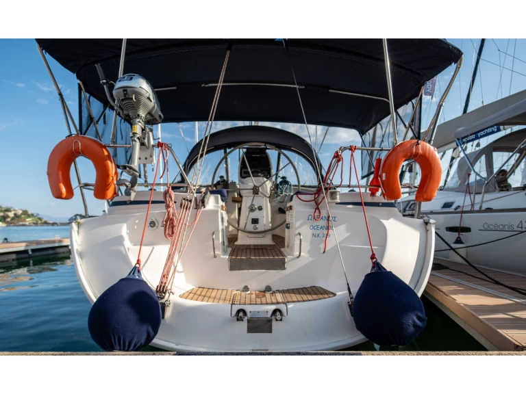 Louer Voilier avec ou sans skipper Bavaria à Kavála