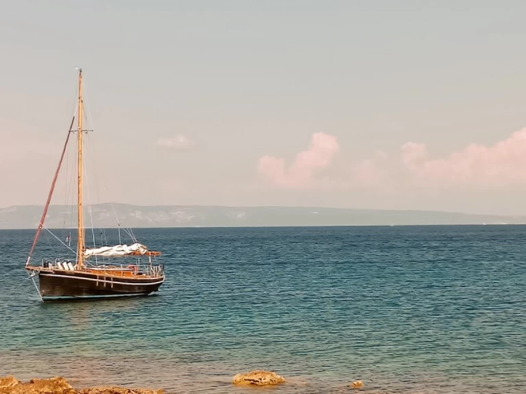 Location bateau Unknown Pilot Cutter à Pula sur Samboat