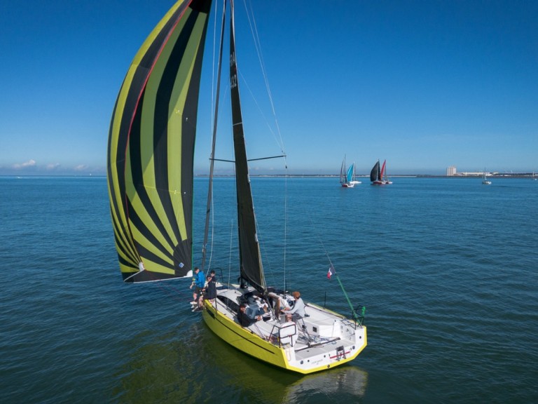 Voilier à louer à La Rochelle au meilleur prix