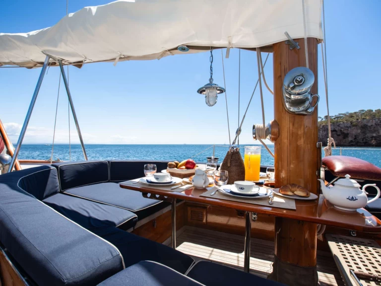 Location Yacht à Provence-Alpes-Côte d'Azur - Abeking & Rasmussen GAEL I