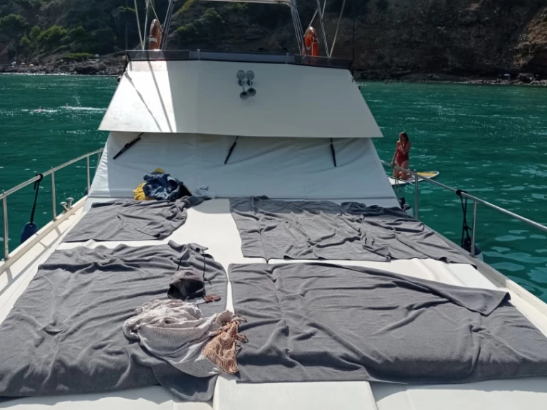 Location bateau Can Picafort pas cher Guy Couach 120 Fly