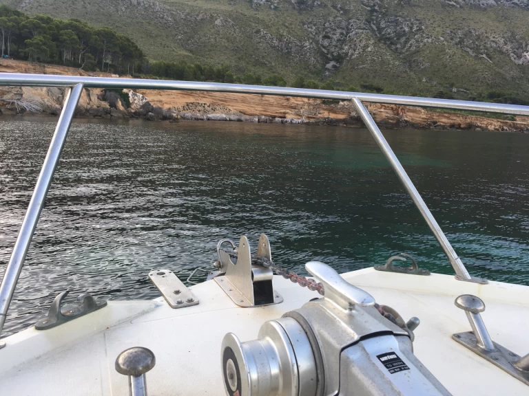 Louer Bateau à moteur avec ou sans skipper Guy Couach à Can Picafort