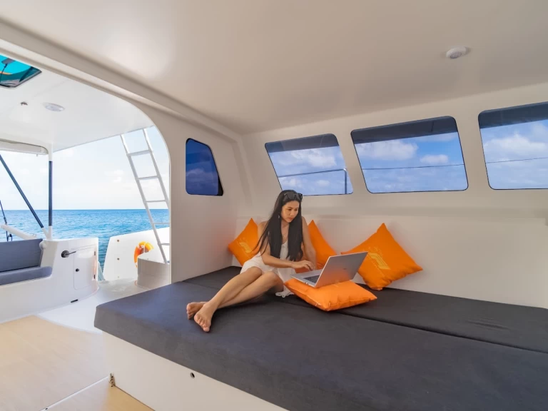 Bateau à moteur à louer à Phuket (Ville) au meilleur prix