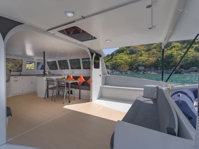 Location à Phuket (Ville) - Stealth 420 F1 Power Catamaran sur SamBoat