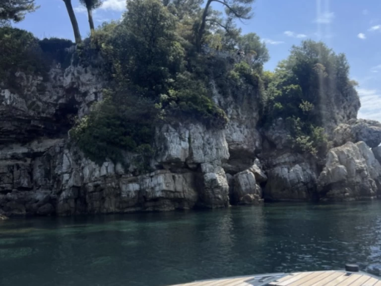 Location bateau Nice pas cher Cranchi E26