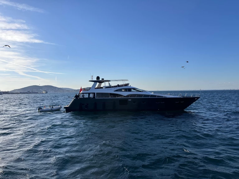 Louez un costome made costome made à Beşiktaş