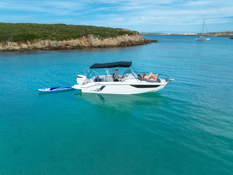 Location Bateau à moteur Bénéteau avec permis