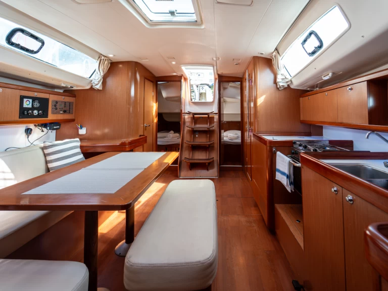 Location Voilier à Kavála - Bénéteau Beneteau 43