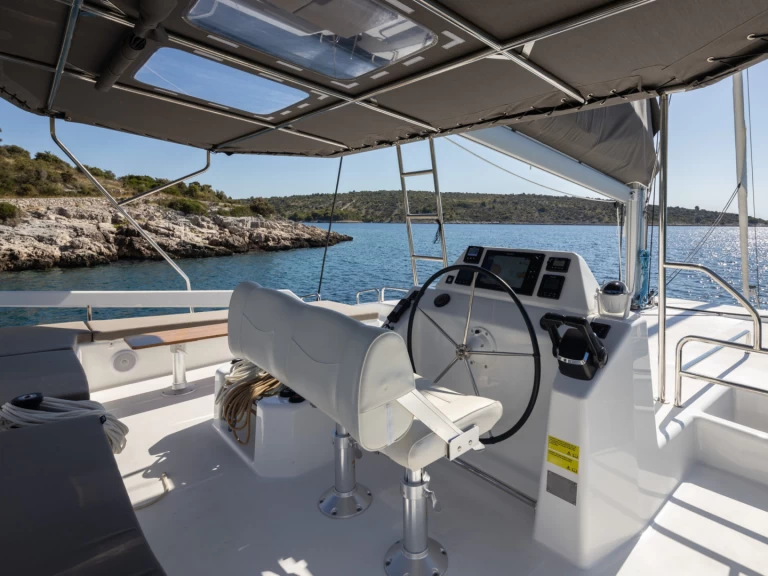 Location Catamaran à Palerme - Dufour Dufour 48