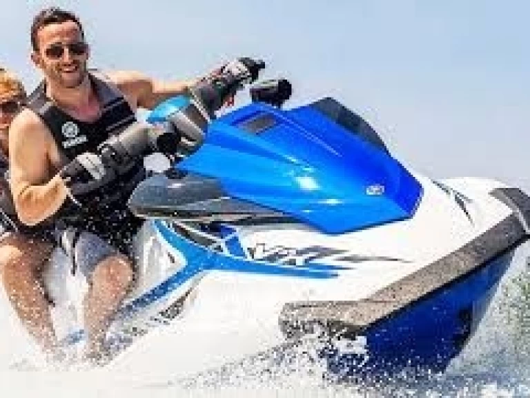 Jet ski à louer à Mandelieu-la-Napoule au meilleur prix