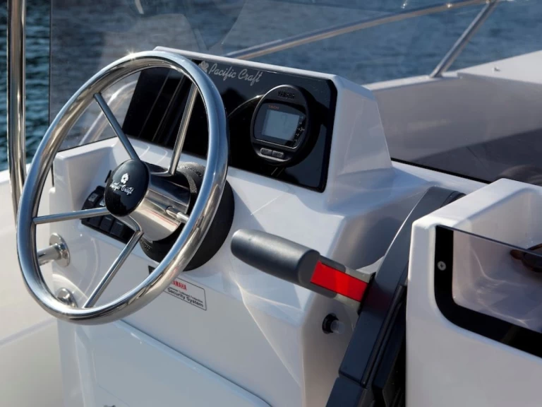 Yacht à louer à Mandelieu-la-Napoule au meilleur prix