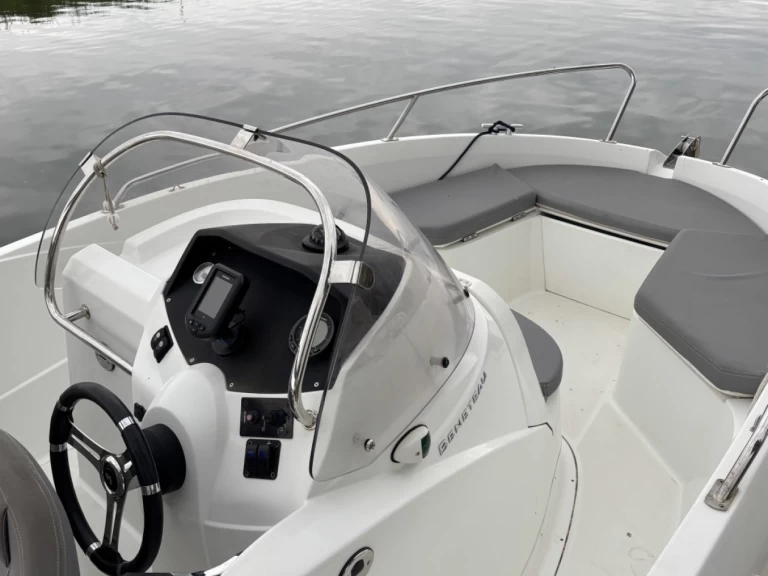 Louez un Bénéteau Flyer 550 Open à Palavas-les-Flots