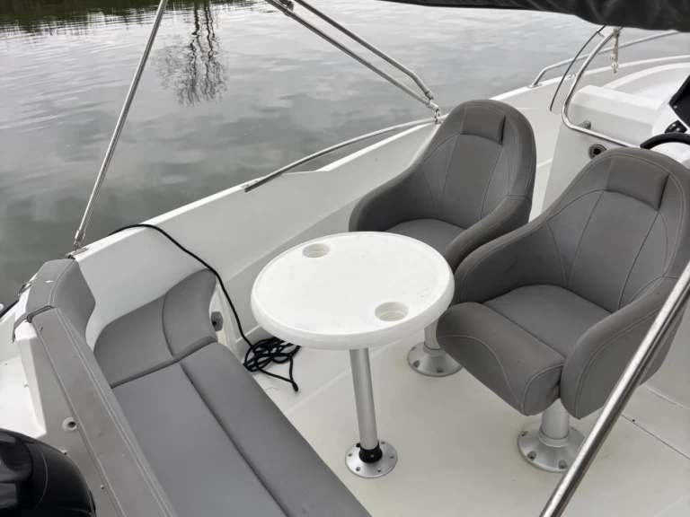 Bénéteau Flyer 550 Open a louer à Palavas-les-Flots