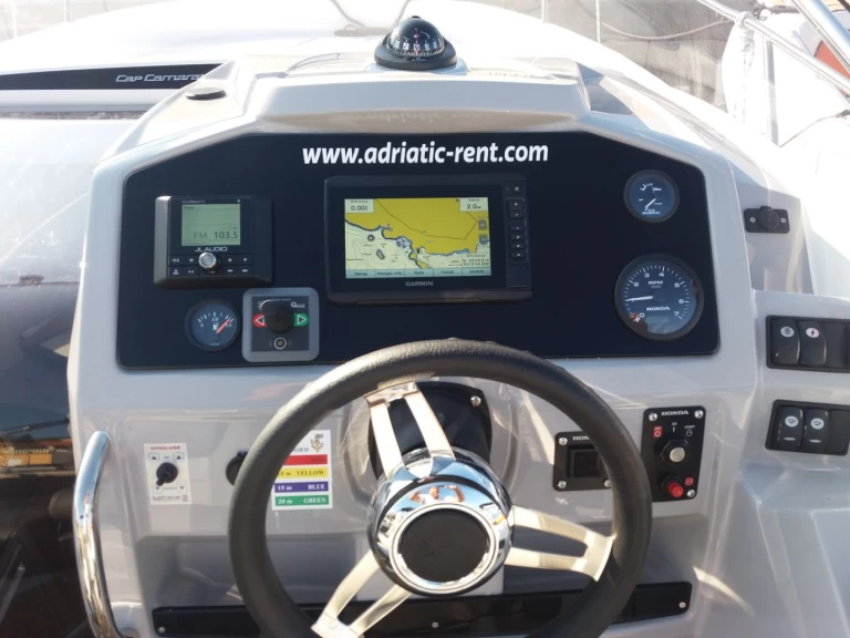 Location bateau Jeanneau Cap Camarat 7.5 WA à Tribunj sur Samboat