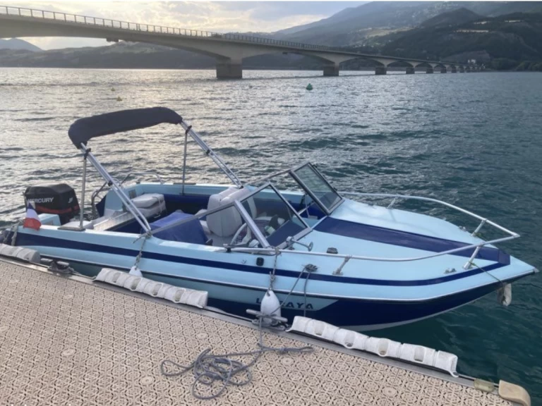 Location à Conjux - Glastron Ssv 172 sur SamBoat