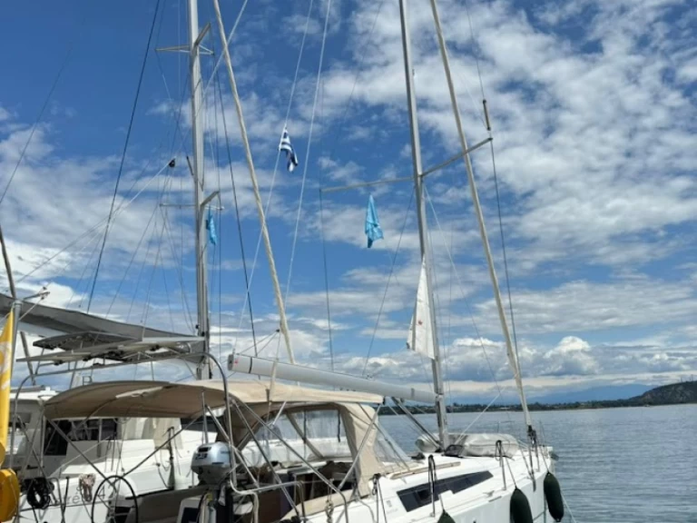 Louez un Dufour Dufour 390 à Préveza