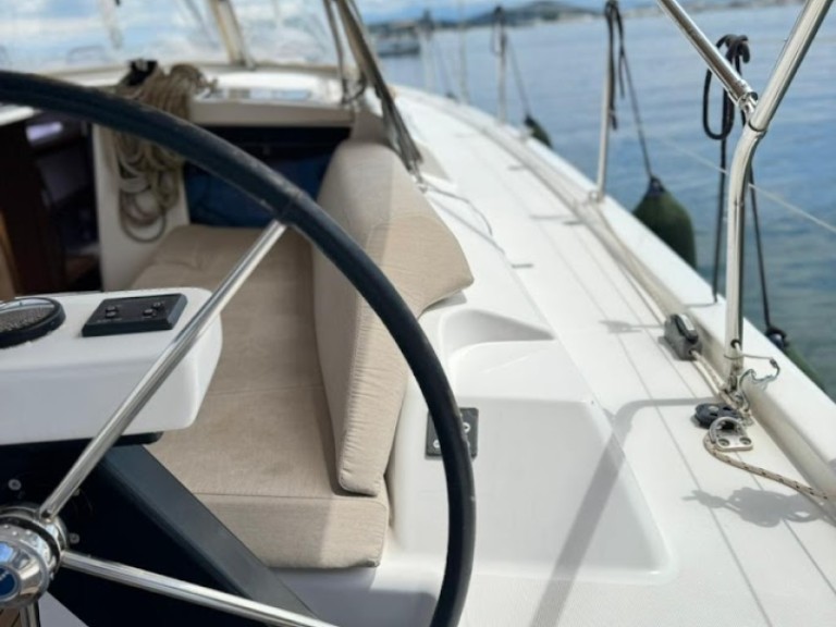 Location bateau Préveza pas cher Dufour 390