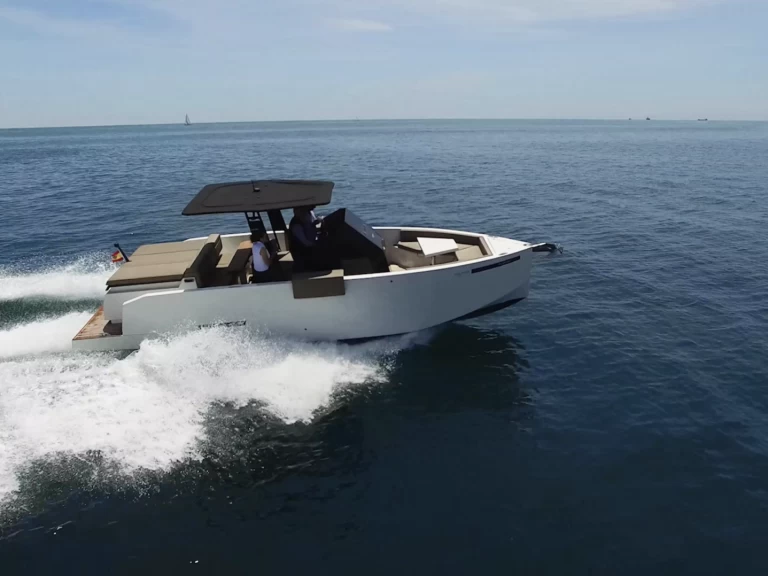 Location bateau De Antonio D29 à Sag Harbor sur Samboat