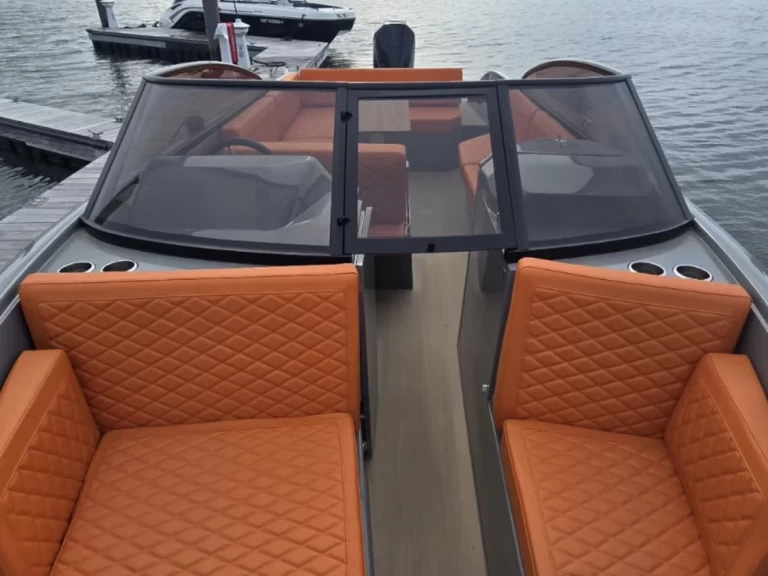 Bateau à moteur à louer à Sag Harbor au meilleur prix
