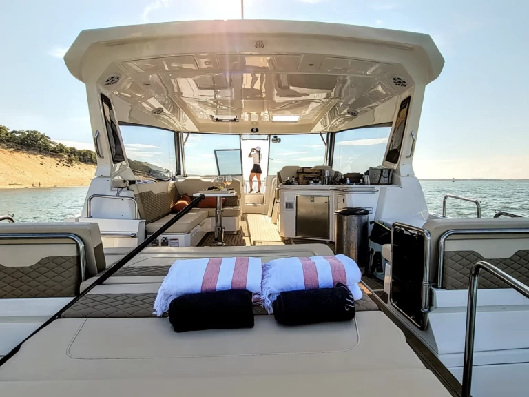 Location à Montauk Harbor - Aquila Aquila 36 Sport sur SamBoat